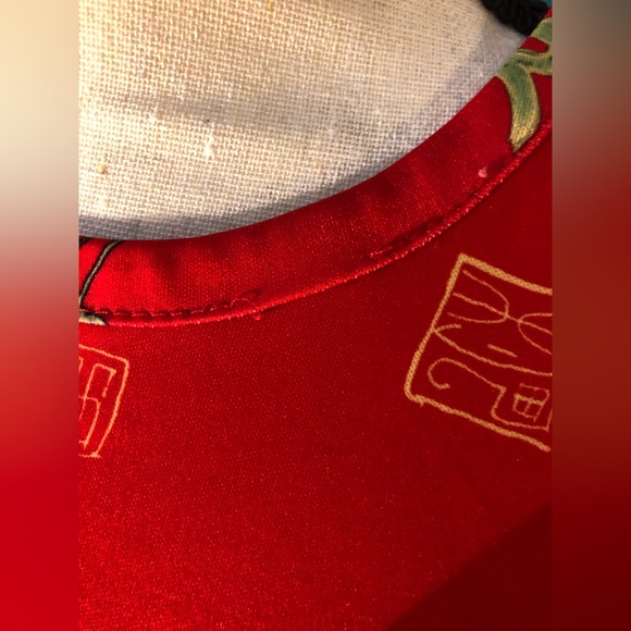 Red Long Sleeve Dragon Top Size S/M - Picture 15 of 15